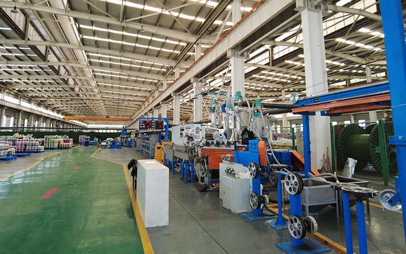 Wuxi Hengtai Cable Machinery Manufacture Co., Ltd linea di produzione del fabbricante